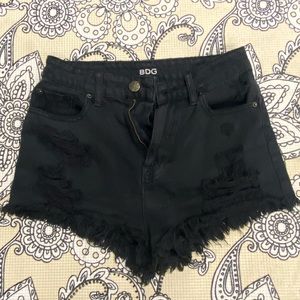 Super cute high rise BDG shorts